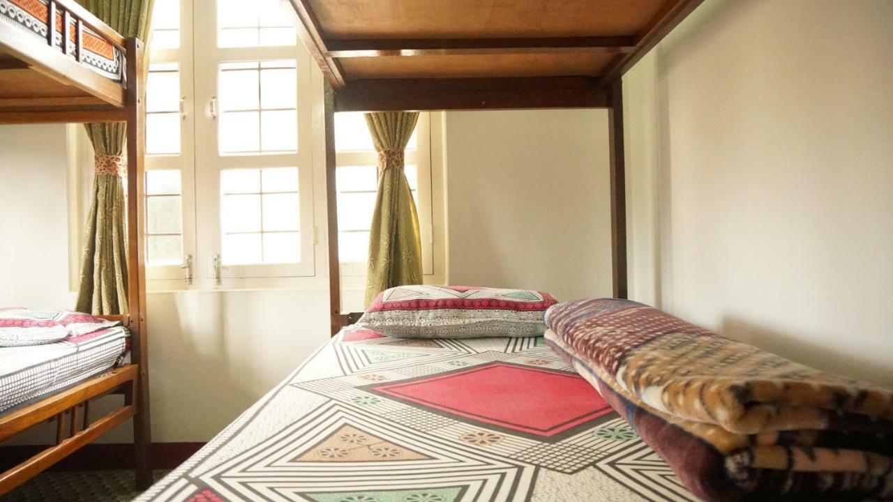 Hope Guest House Pokhara Esterno foto