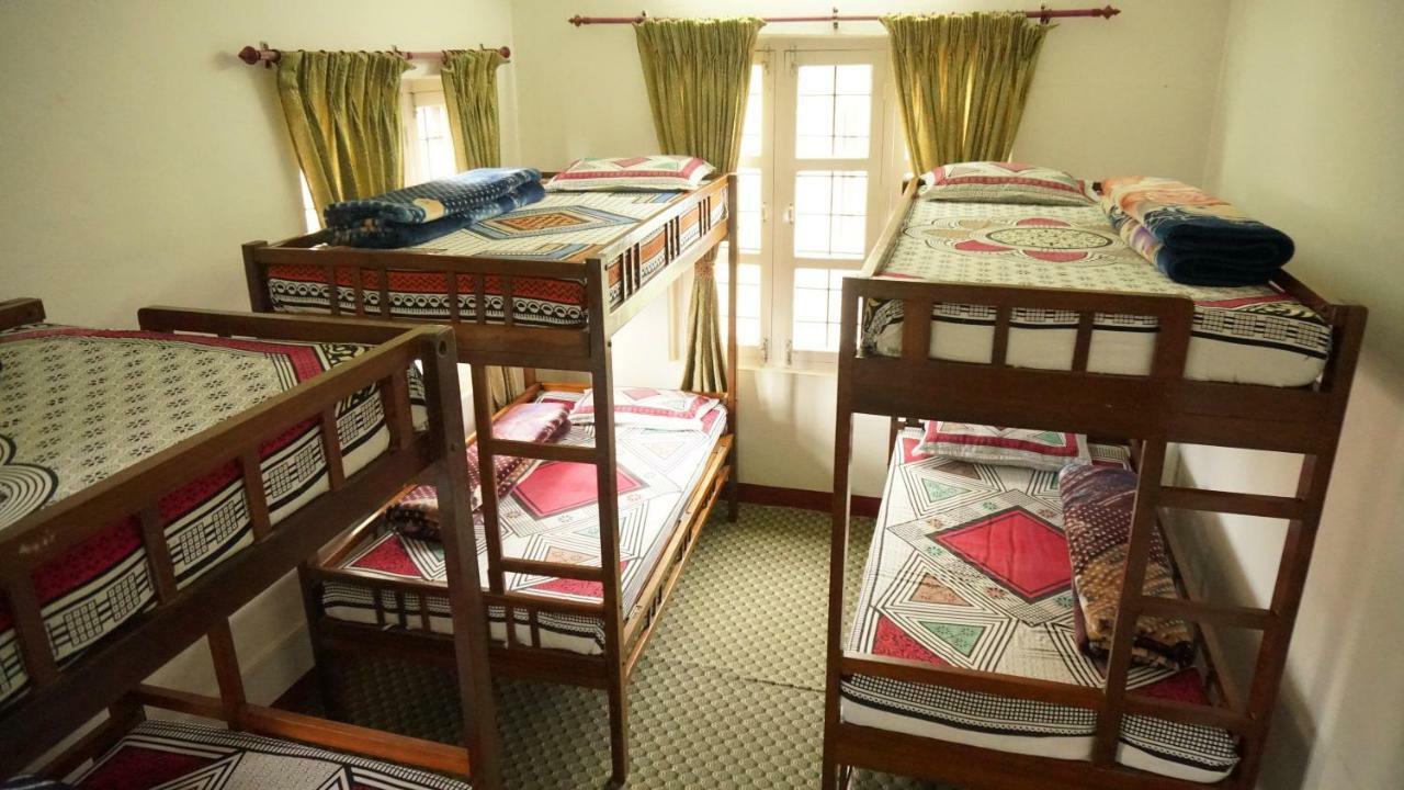 Hope Guest House Pokhara Esterno foto