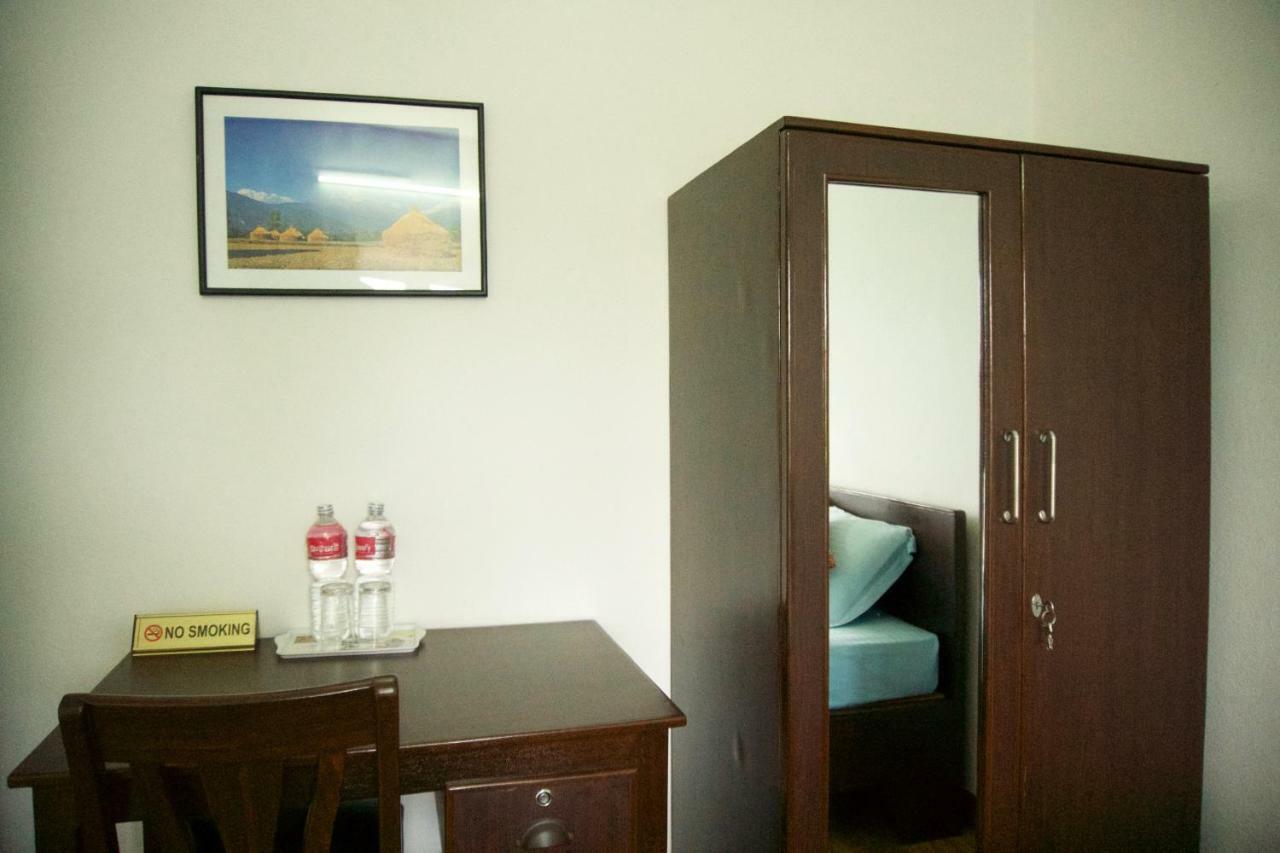 Hope Guest House Pokhara Esterno foto