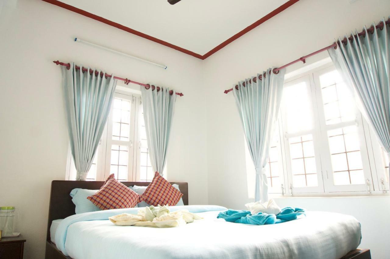 Hope Guest House Pokhara Esterno foto