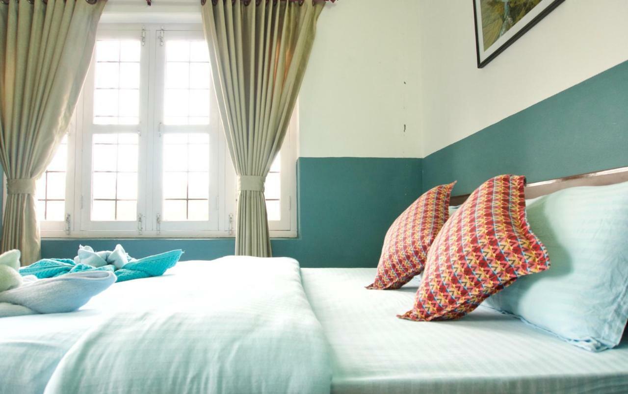Hope Guest House Pokhara Esterno foto